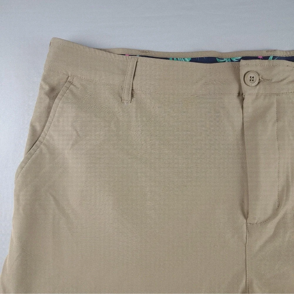 Birdie Bound Men's Golf Shorts 44 Khaki Stretch Performance Flat Front Casual